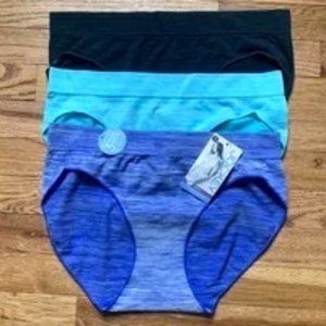 NWT Jockey Seamfree Bikini Underwear Size 6